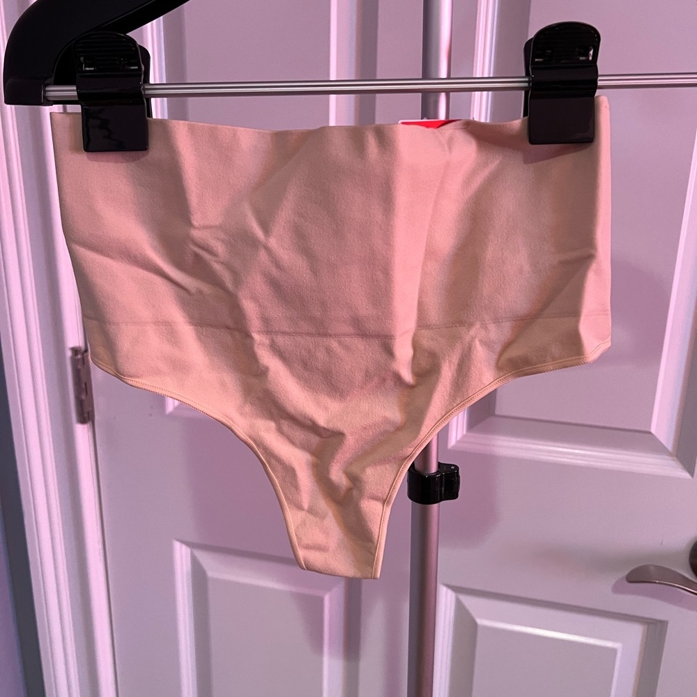 Spanx high waisted thong shapewear, L